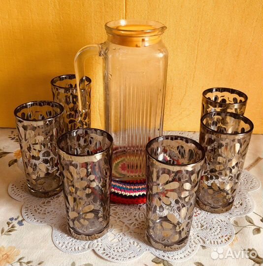 Графин со стаканами