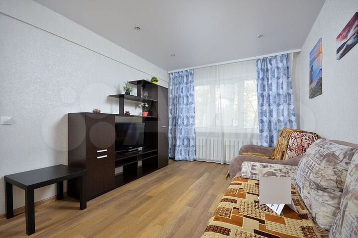 2-к. квартира, 50 м², 1/5 эт.