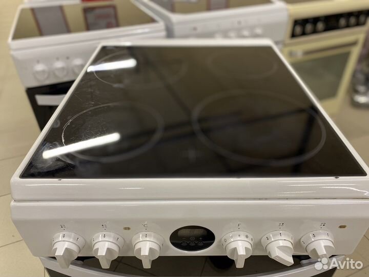 Электрическая плита Indesit/ Гарантия / Доставка
