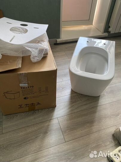 Унитаз CeramaLux TR5170 подвесной с сиденьем Микро