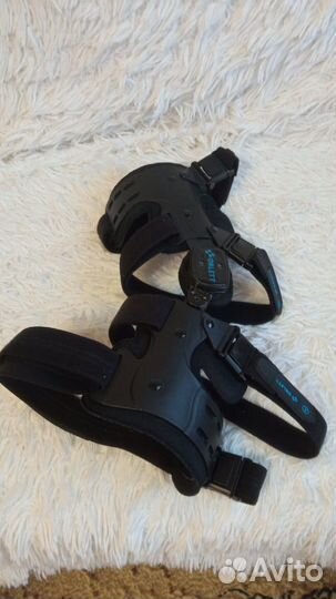 Лангетка (ортез) на коленный сустав