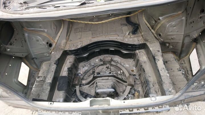 Задняя часть кузова. Ls 460