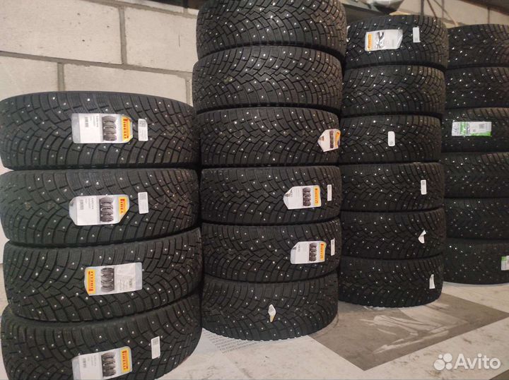 Pirelli Scorpion Ice Zero 2 245/45 R20 103H