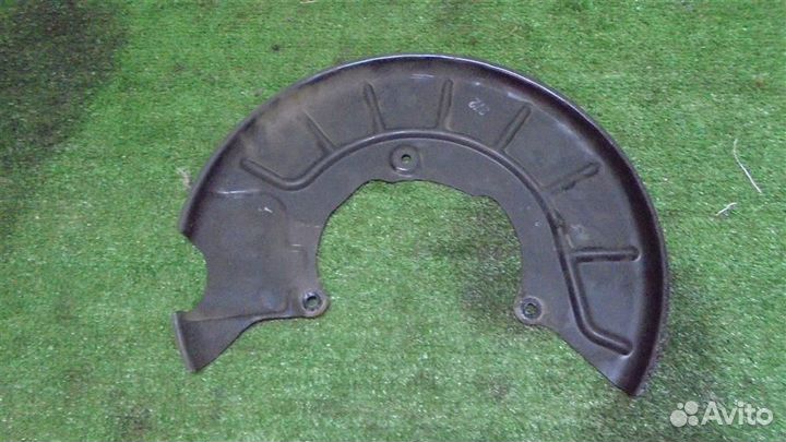 Пыльник тормозного диска VW Passat CC 2008-2017