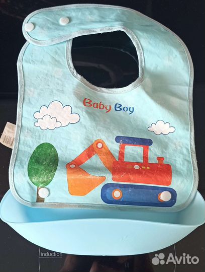 Поильник+слюнявчик