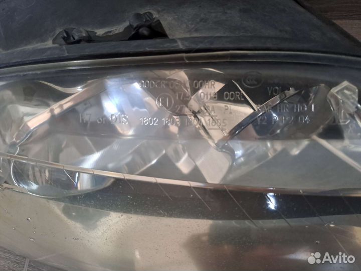 Фара правая audi a4 b7 2l atl