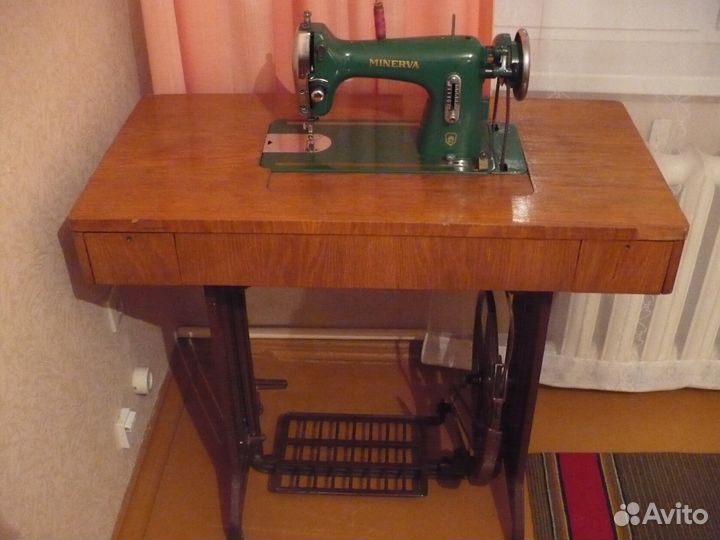 Швейная машинка Минерва Minerva / Обмен