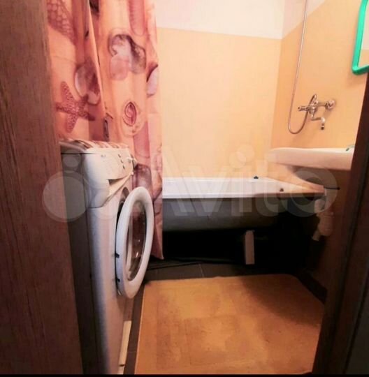 2-к. квартира, 53 м², 3/10 эт.