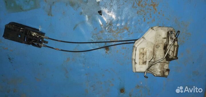 Судзуки SX4 стеклоподъемник