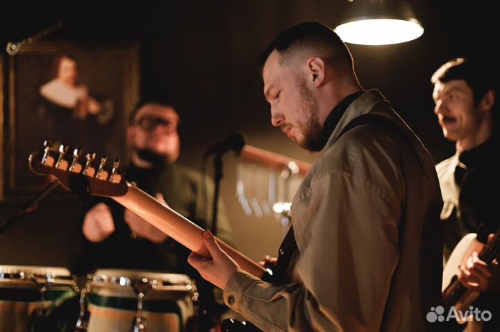 Репетитор по гитаре, (электро и акустич.)