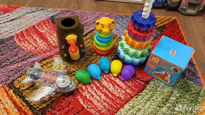 Развивающие игрушки пакетом