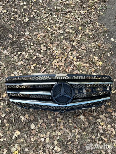 Решетка радиатора mercedes w251