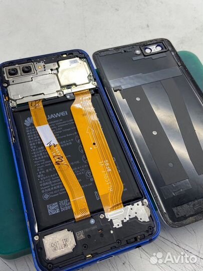 Honor 10/Honor View 10 перезагружается