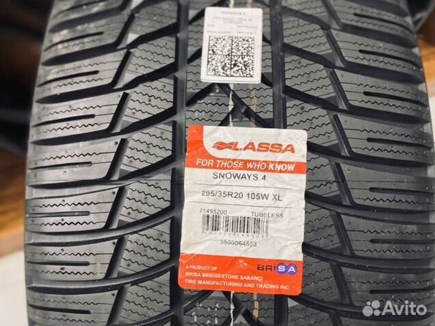 Lassa Snoways 4 255/40 R20