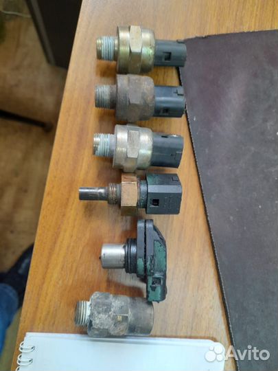 Датчик двигателя Volvo D12A