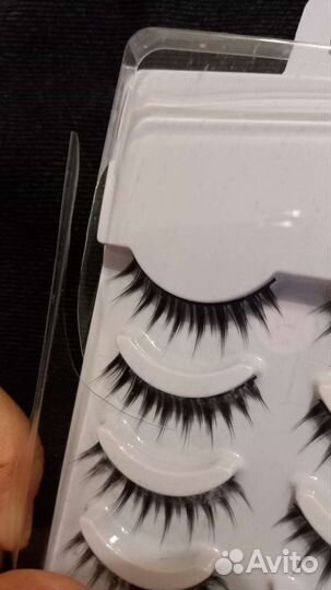 Накладные ресницы с клеем