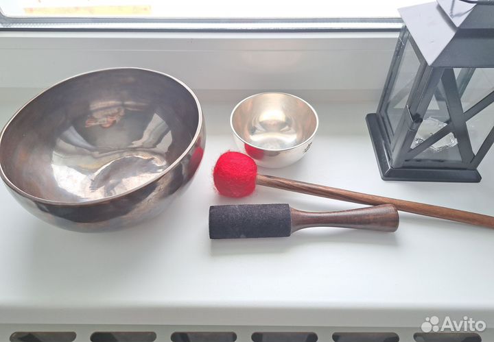 Звукотерапия поющими чашами