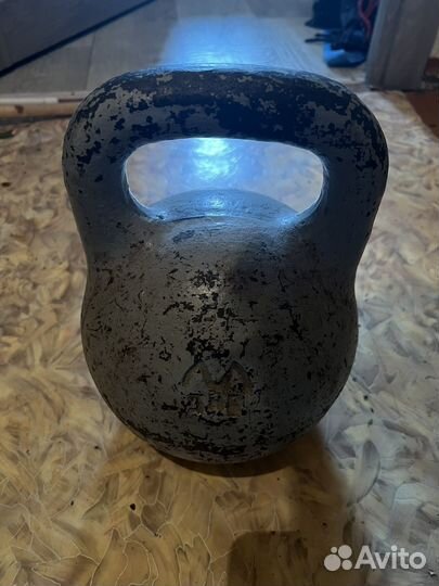 Гиря 32 кг и гиря 16 кг