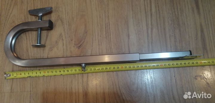 Держатель датчика эхолота