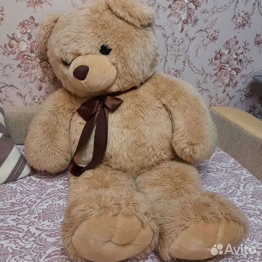 Плюшевый медведь