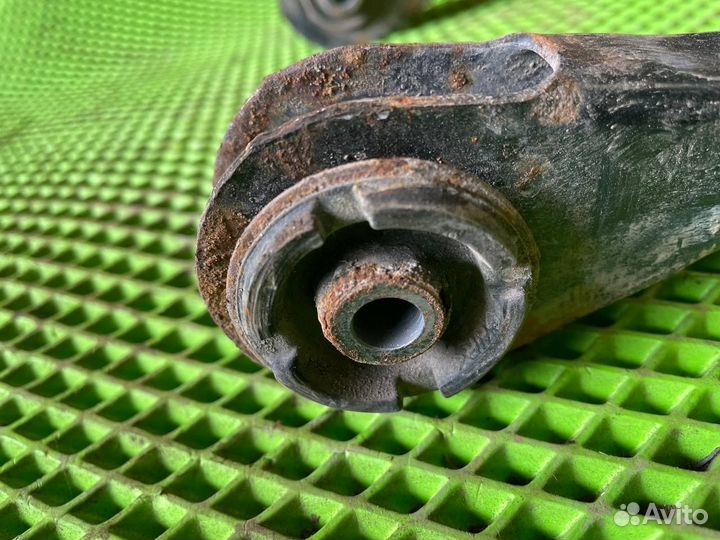 Рычаг передний правый верхний лексус gs 3