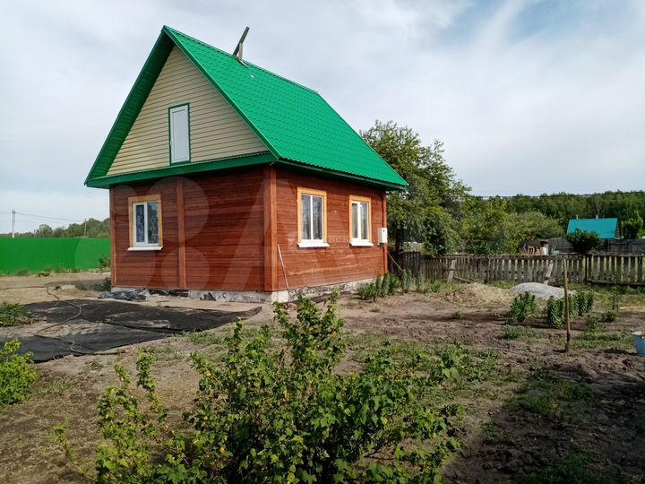 Дача 30 м² на участке 10 сот.