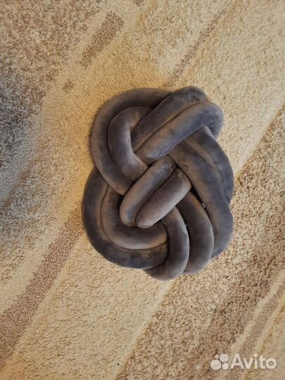 Декоративные подушки, подушка-узел