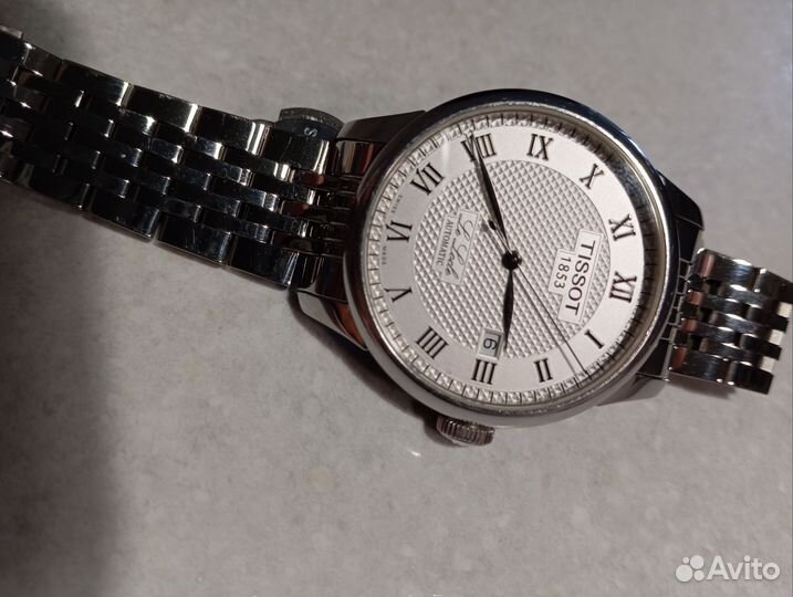 Часы tissot le locle automatic