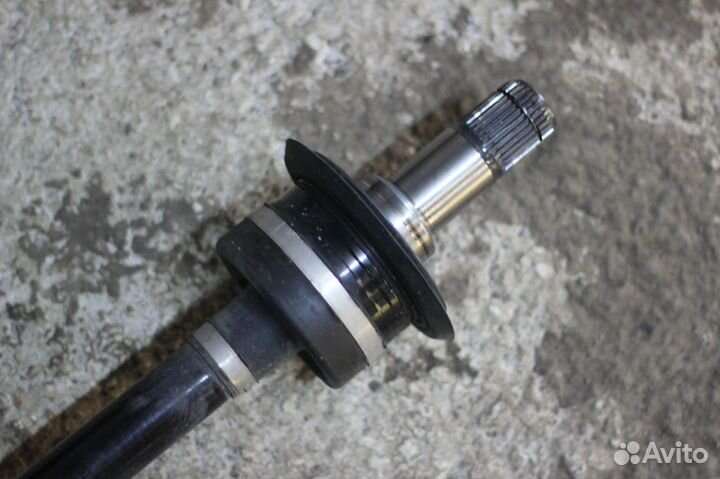 Полуось задняя правая BMW 7 G11/G12 2018 8639466