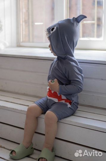 Купальник акула для мальчика