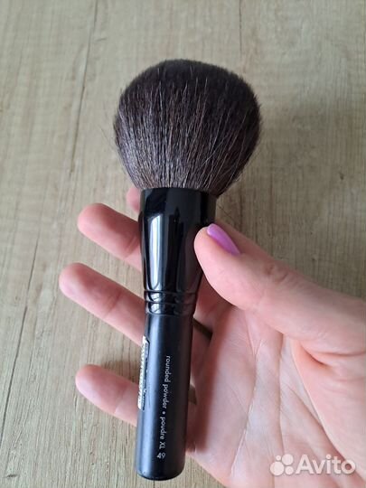 Кисти для макияжа косметика лак Chanel Bobbi Brown