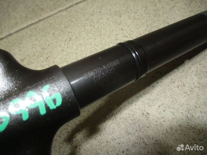 Форсунка дизельная Toyota Land Cruiser 200