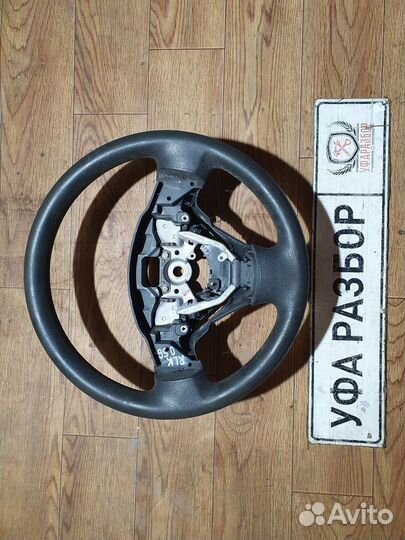 Рулевое колесо (Руль) Toyota Auris (E15) 2006-2012
