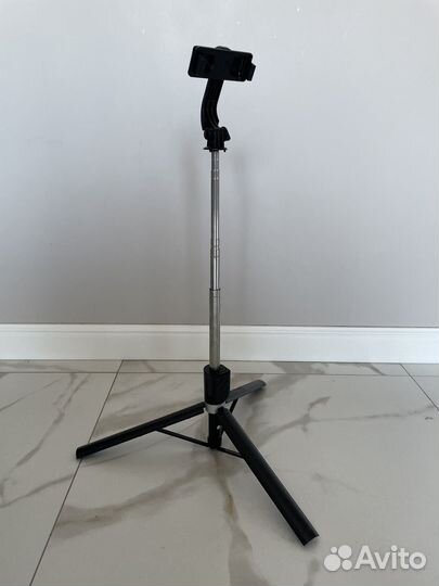 Монопод штатив селфи палка с пультом для телефона