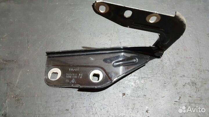 Петли капота Porsche Cayenne 957 M48.51 08