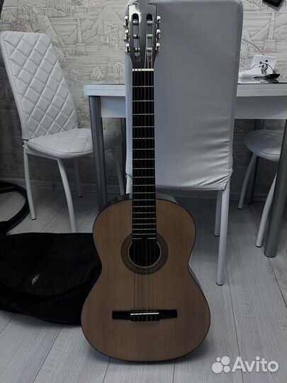 Классическая гитара