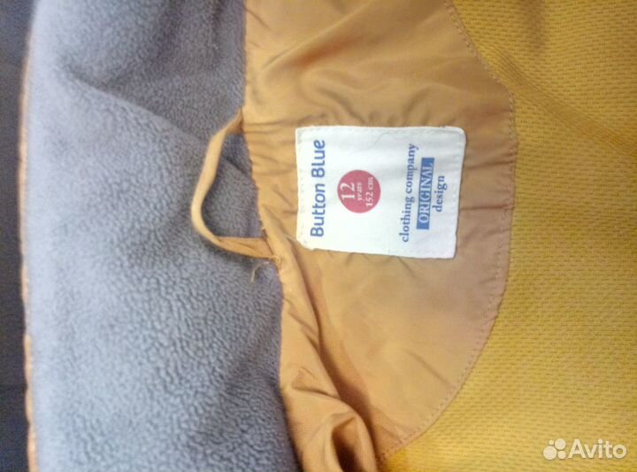 Осенняя куртка 152рр