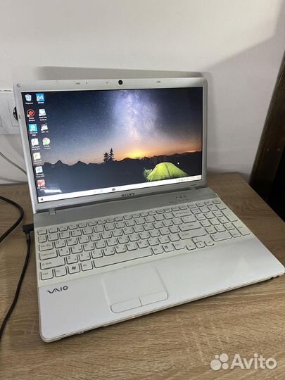 Sony vaio i3/4Gb/SSD 128Gb