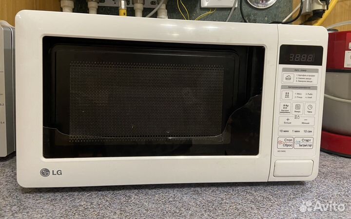 Работающая Микроволновая печь lg