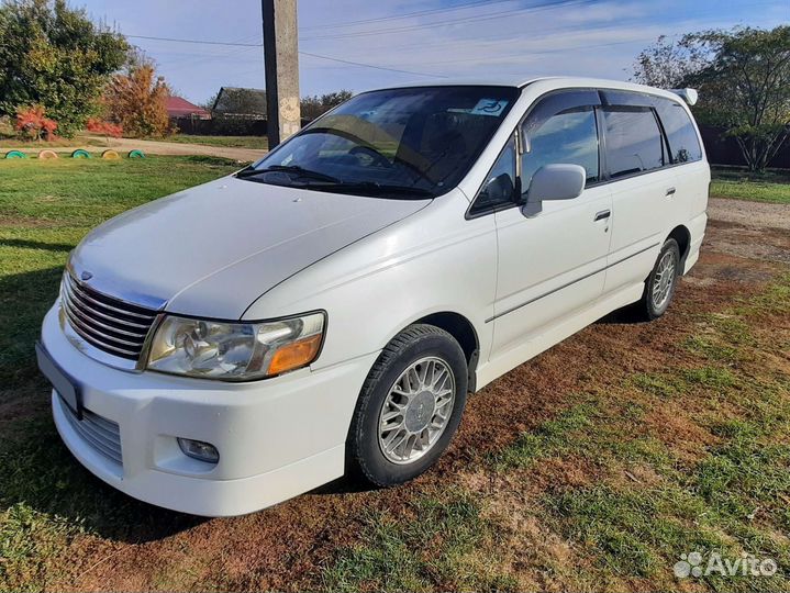 Nissan Bassara 2.4 AT, 2000, 309 000 км