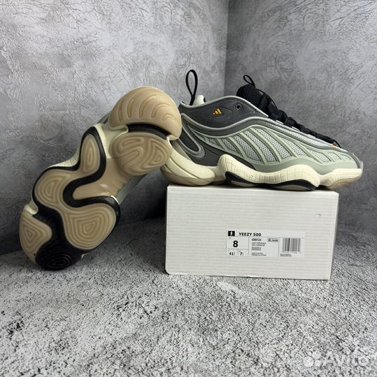 Кроссовки adidas Yeezy 500