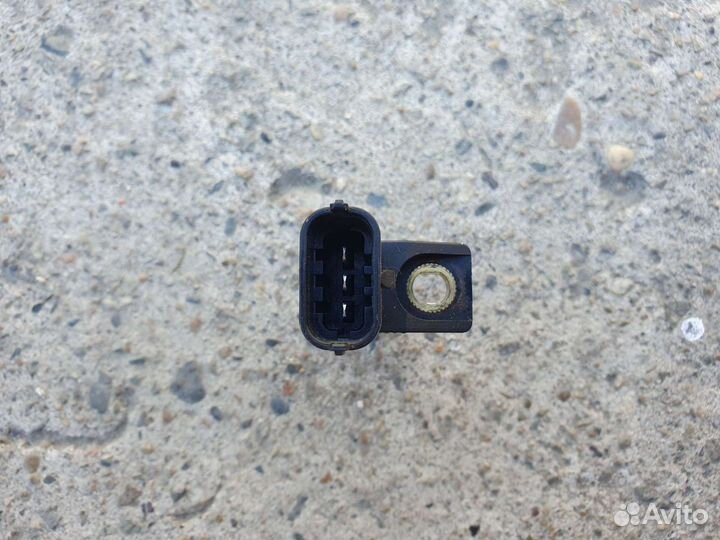 Датчик положения коленвала Mercedes W164 W211