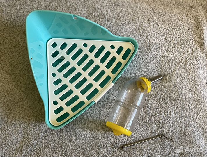 Лоток и поильник для кролика, морской свинки