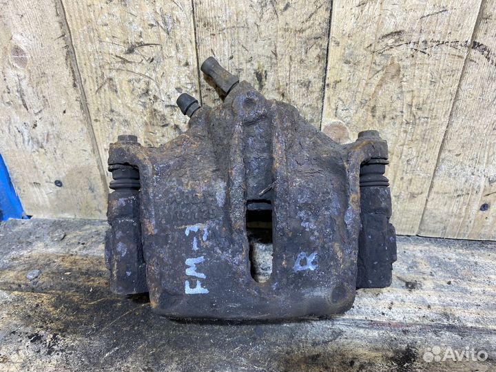 Суппорт передний правый Ford Mondeo 3 №4