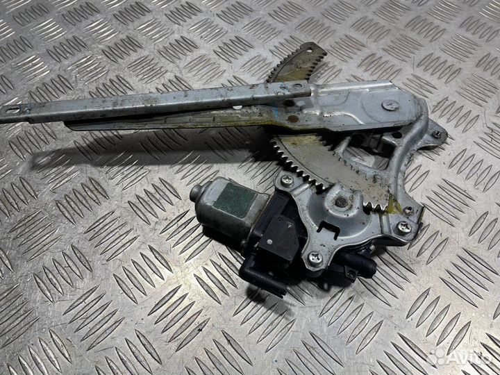 Стеклоподъемник Nissan Tiida C11