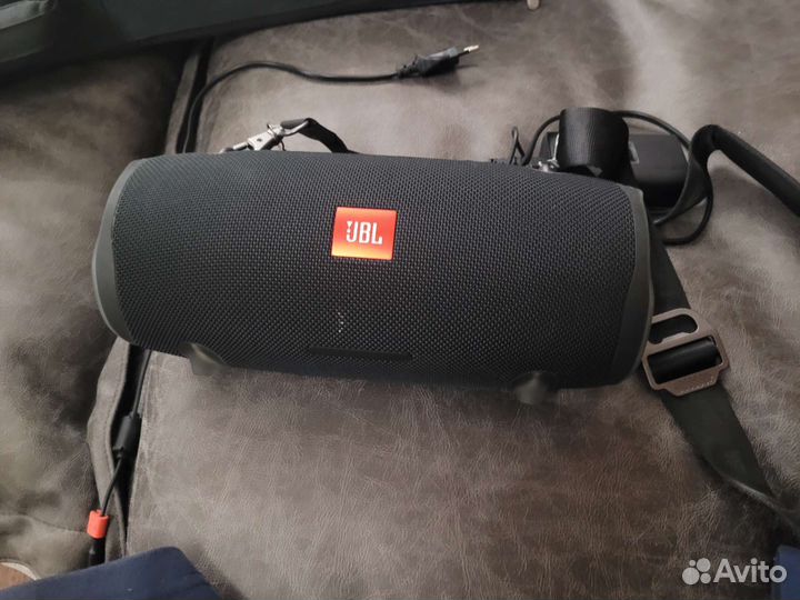 Портативная колонка bluetooth JBL большая
