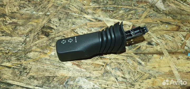 Переключатель поворотов подрулевой Opel Astra H C