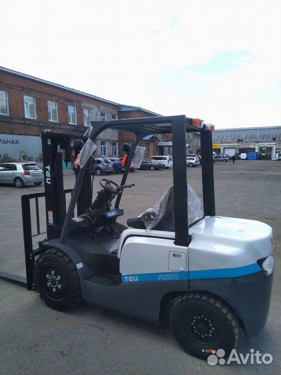 Вилочный погрузчик TEU FD30, 2023