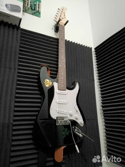 Электрогитара с комбиком