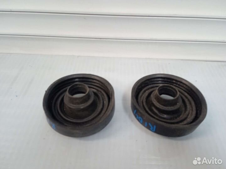 Yamaha R1 2004-2006. Пыльники, резинки фары